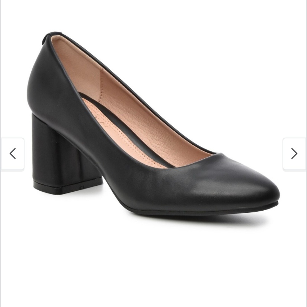Classic Black Women's Pumps